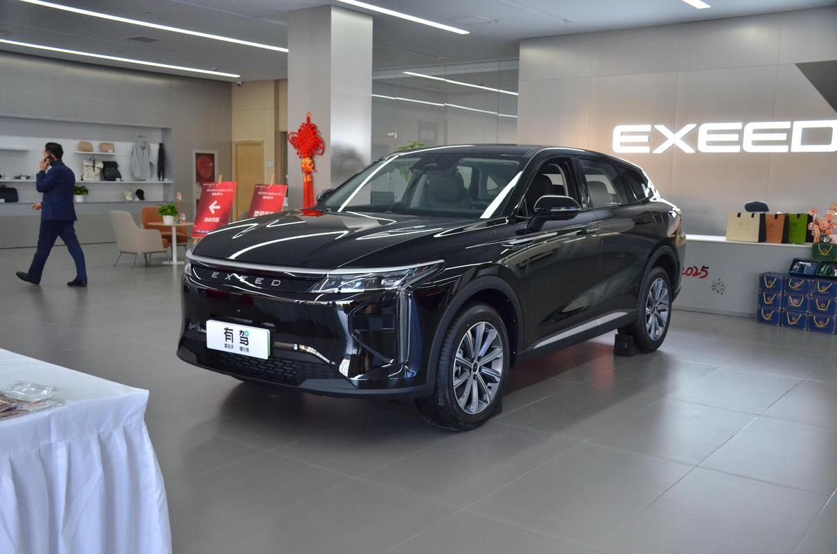 新车|星途瑶光c-dm超越版实拍,售价15.99万元,综合续航1400km